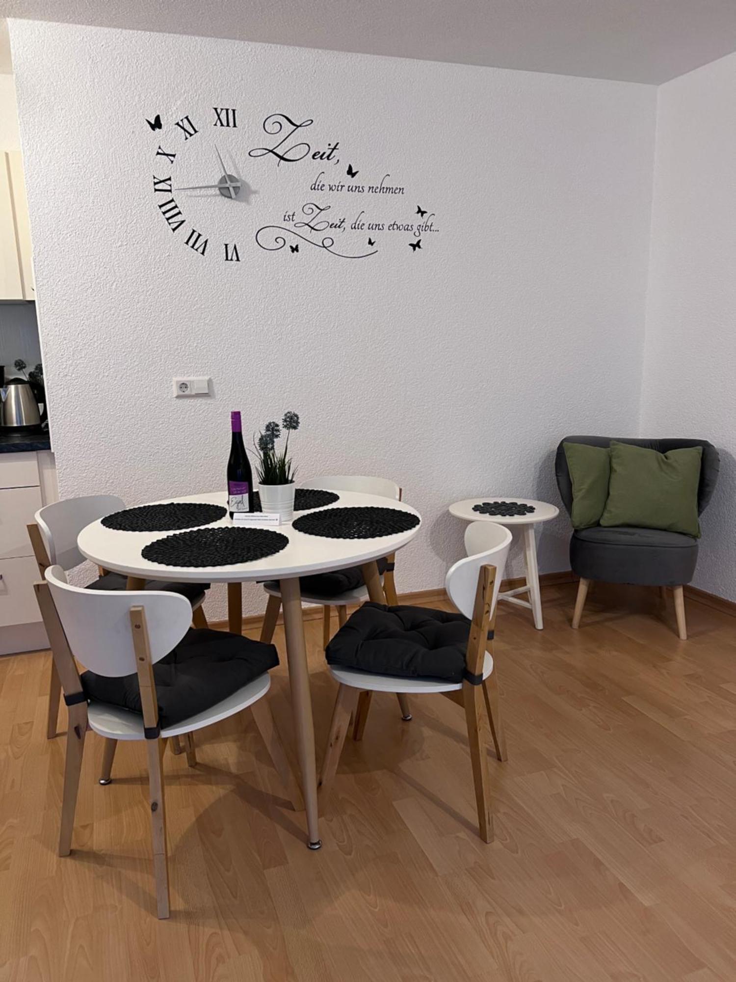 Ferienwohnung Wujan Herbolzheim Exteriör bild